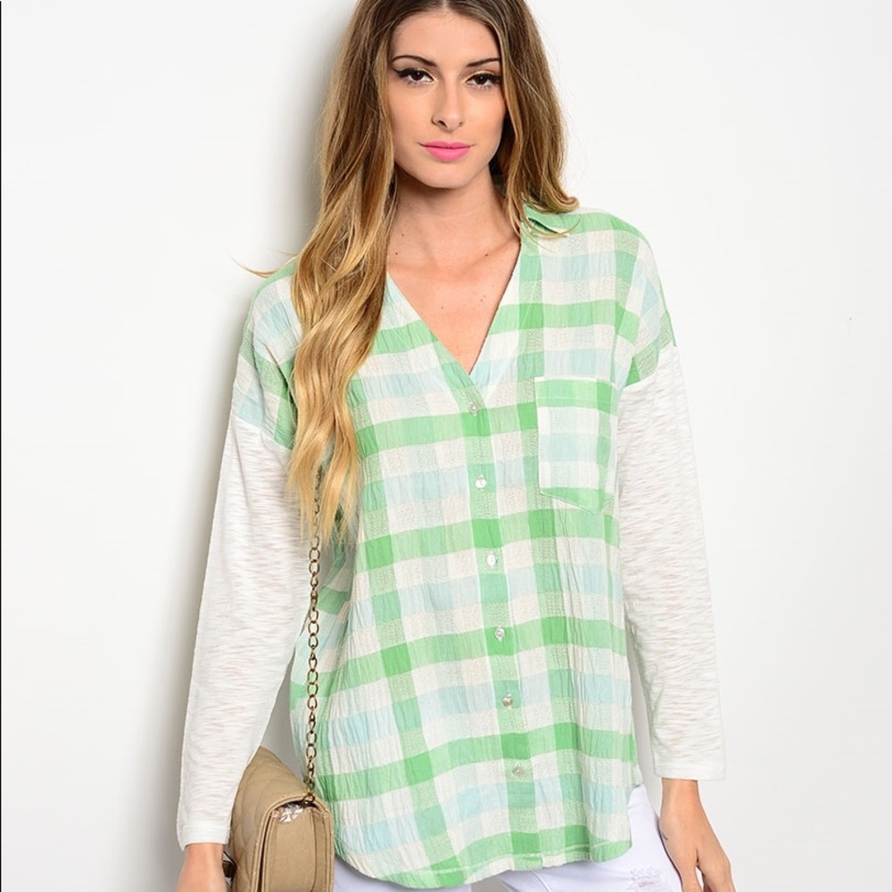 Green plaid top